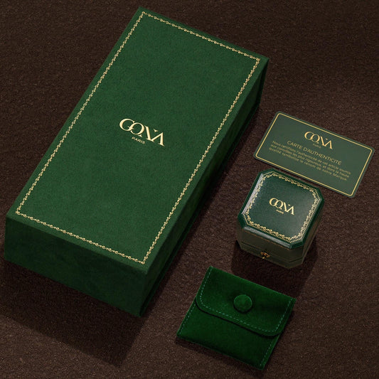 gona- Exquisite Luxury Ring Jewelry Box - (Ships With Order, Not Up For Individual Sale)