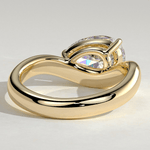 2ct Pear Lab-Grown Diamond Ring in East-West Setting with Wave Band Claw Setting Tarnish-resistant Silver In 14K Gold Plated (Includes IGI Certification from International Gemological Institute)
