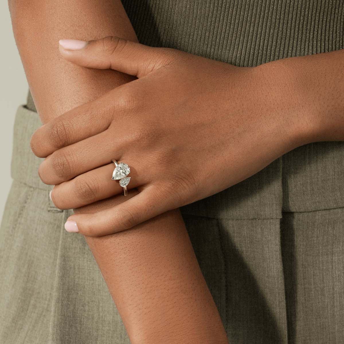 Toi et Moi Pear Lab-Grown Diamond Ring 2.0ct & 1.0ct Pear Dual Stones ¡¤ Claw Setting Tarnish-resistant Silver In 14K Gold Plated (Includes IGI Certification from International Gemological Institute)