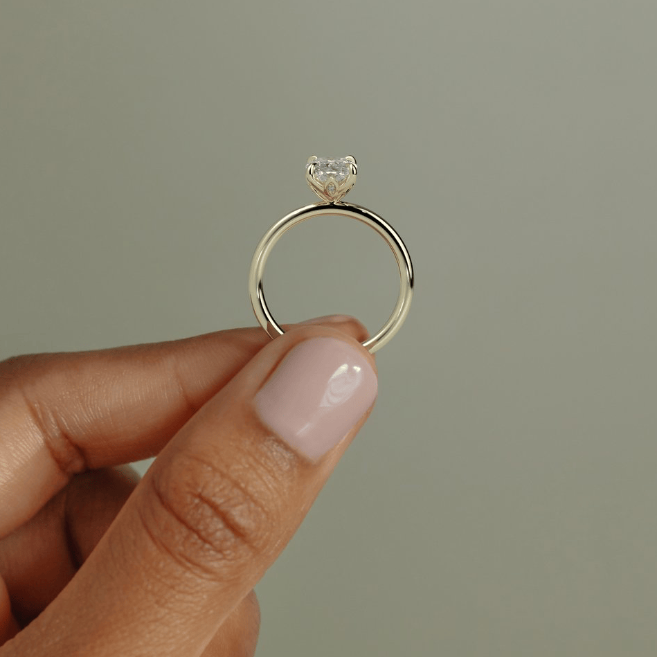 2ct Elongated Cushion Lab-Grown Diamond Ring with Petal Gallery & Leaf Detail Claw Setting Tarnish-resistant Silver In 14K Gold Plated (Includes IGI Certification from International Gemological Institute)