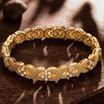 Snowy Clover Tarnish-resistant Silver Bracelet In 14K Gold Plated