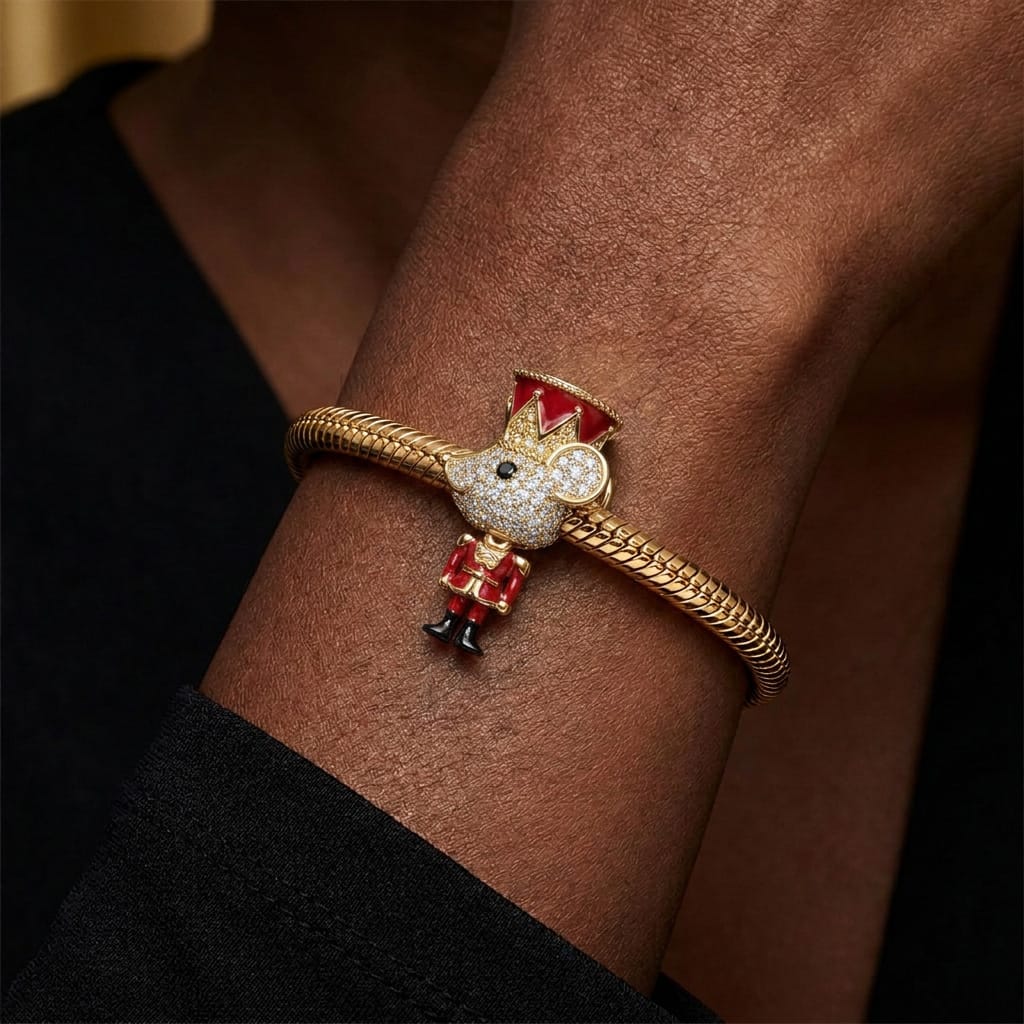 Elegant Mouse Knight Tarnish-resistant Silver Charms With Enamel In 14K Gold Plated