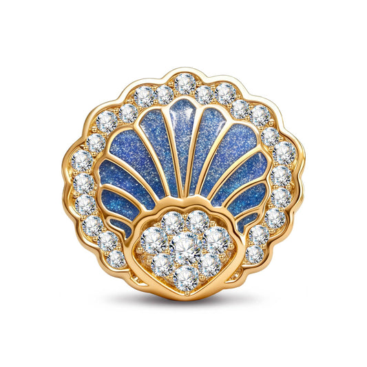 gona- Cove Scallop Shell Charm in Tarnish-Resistant Silver With Crystal