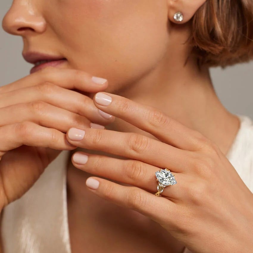 Secret Garden · 2.0 CT Marquise Lab-Grown Diamond Ring with Vine Leaf Accent Band & Claw Setting in Solid 14K Yellow Gold · (Includes IGI Certification from International Gemological Institute)