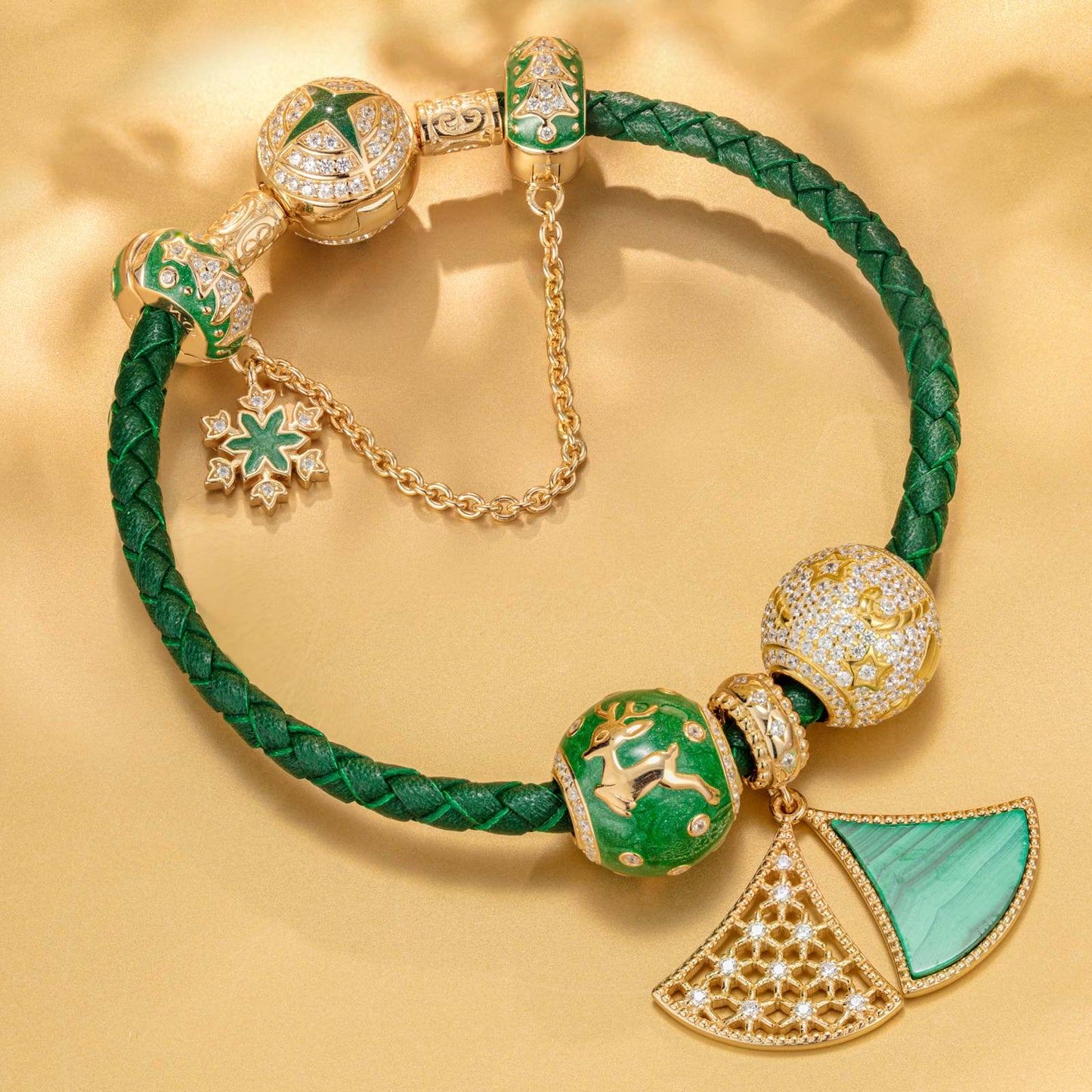 Green Christmas Night Tarnish-resistant Silver Charms Bracelet Set With Enamel In 14K Gold Plated