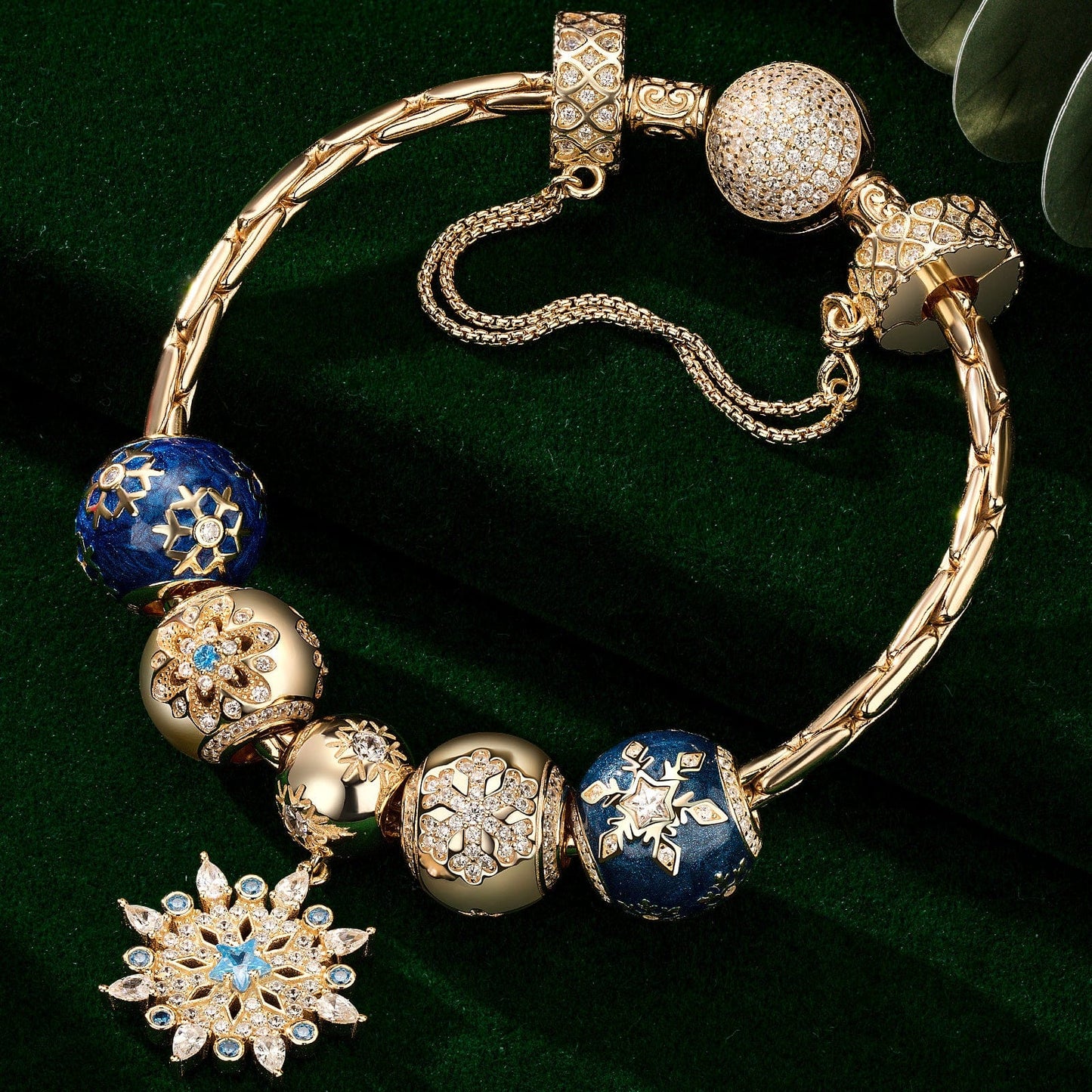 Sterling Silver Frosty Blue Snowflakes Charms Bracelet Set With Enamel In 14K Gold Plated