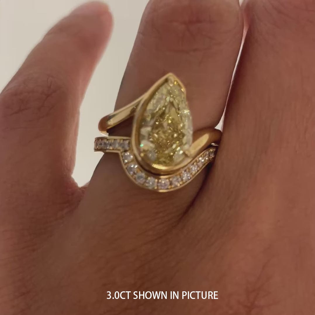 1.03 ct Pear Lab-Grown Fancy Intense Yellow Diamond Engagement Ring with Bypass Setting Tarnish-resistant Silver In 14K Gold Plated (Includes IGI Certification from International Gemological Institute)